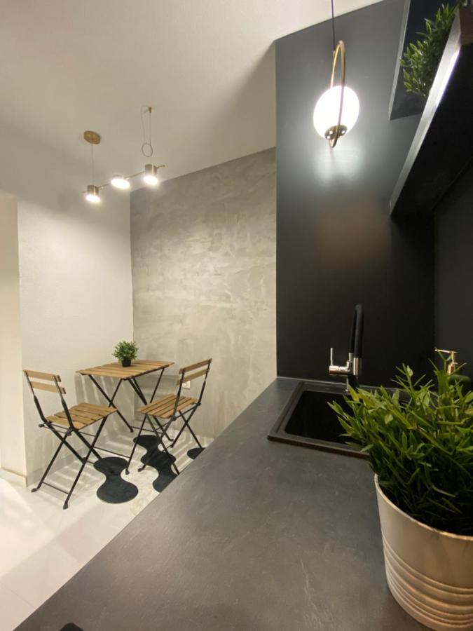 Wild Pear Old Town boutique accommodation Ohrid Extérieur photo